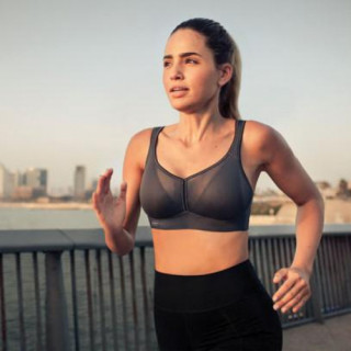 Padded Wireless Sports Bra by Anita